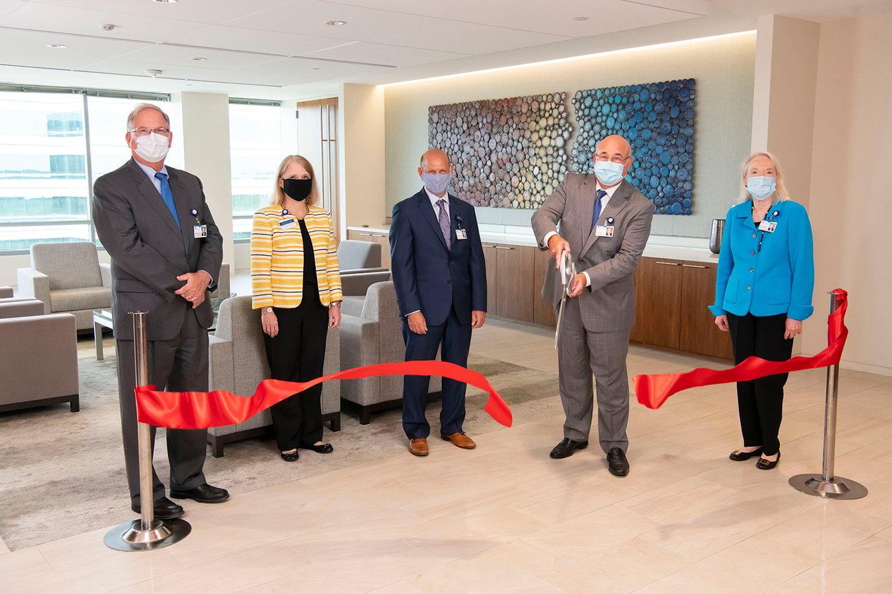 web MedStar FrSq Corporate Ribbon Cutting Aug 26th 2020 DSC_6114 Coyle Studios 8X12-1